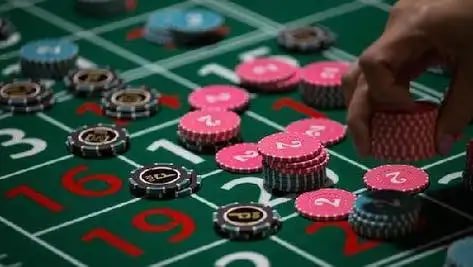 Tampilan antarmuka platform hiburan dola4d di layar ponsel